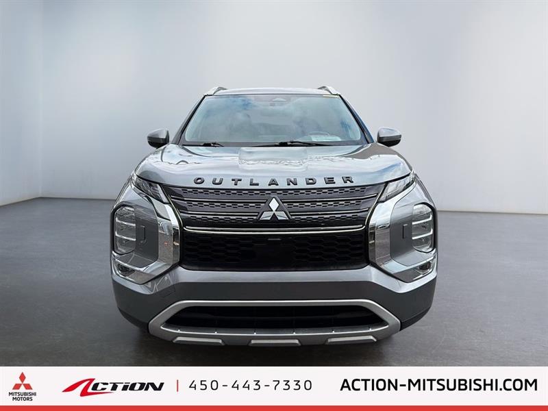 mitsubishi Outlander 2022 - 8