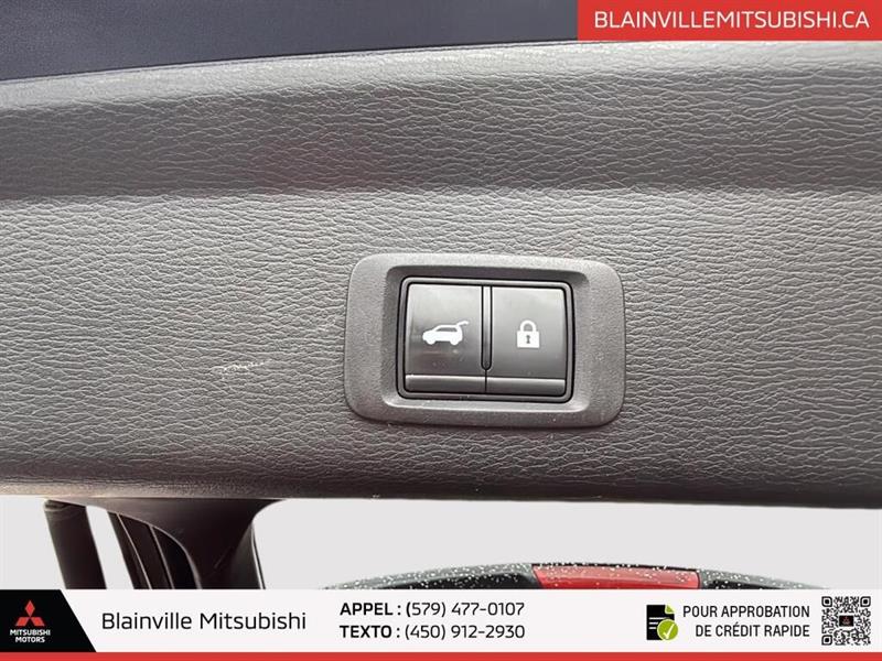 mitsubishi Outlander 2023 - 26