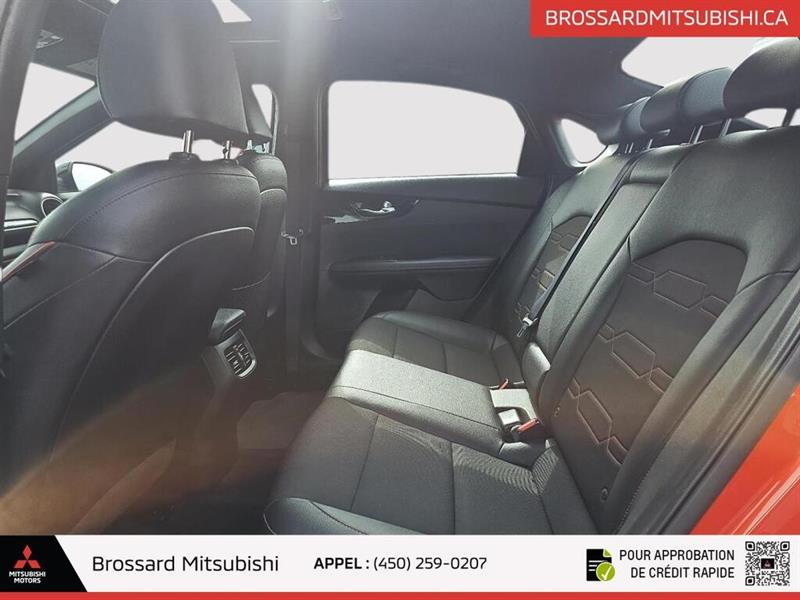 kia Forte 2021 - 11