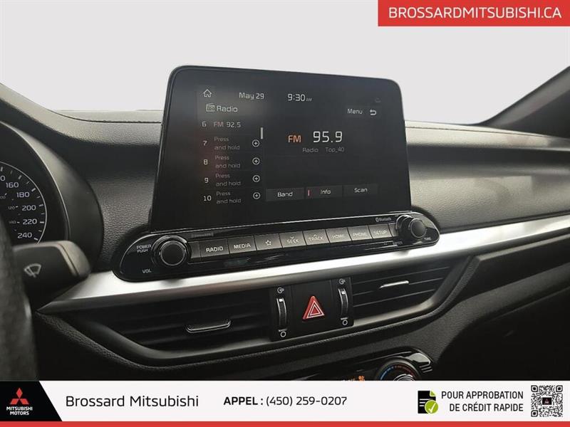 kia Forte 2021 - 24