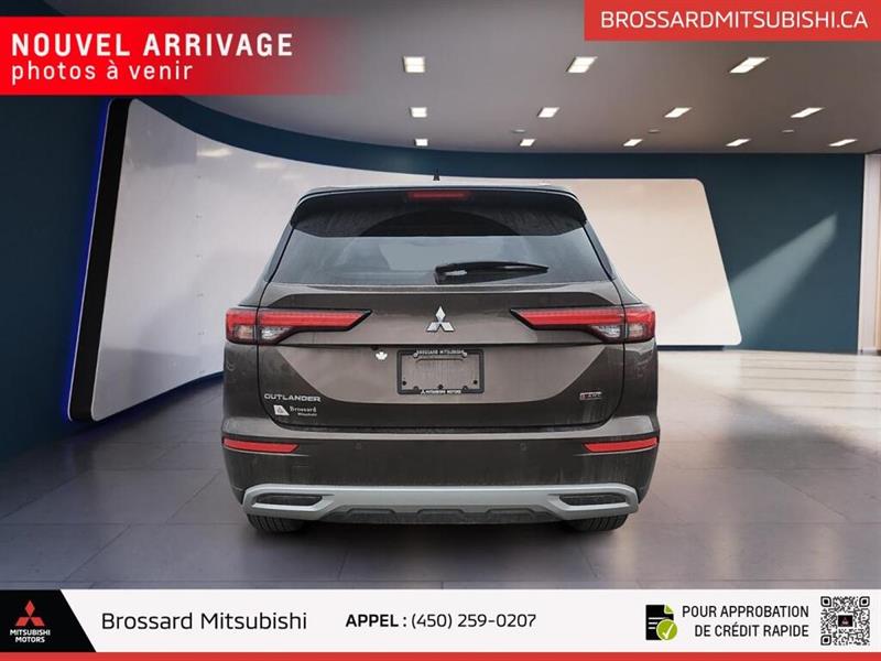 mitsubishi Outlander 2023 - 3