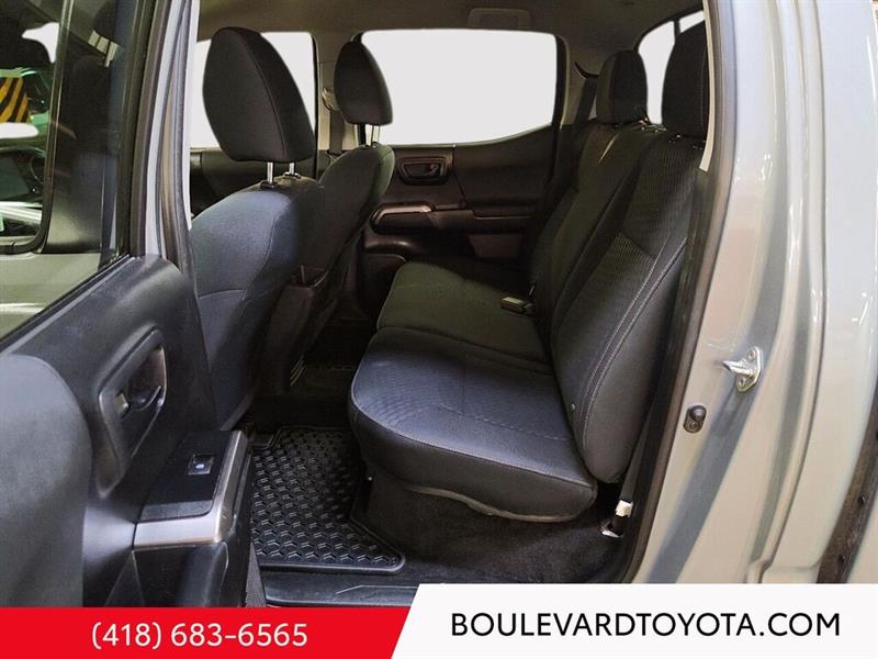 toyota Tacoma 2021 - 19