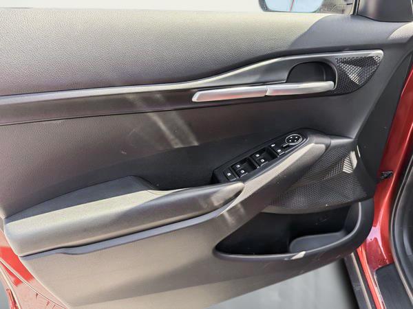 kia Seltos 2023 - 12