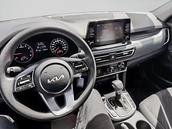 kia Seltos 2023 - 28