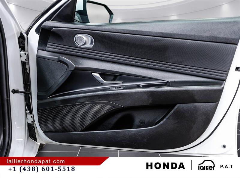 hyundai Elantra 2022 - 16
