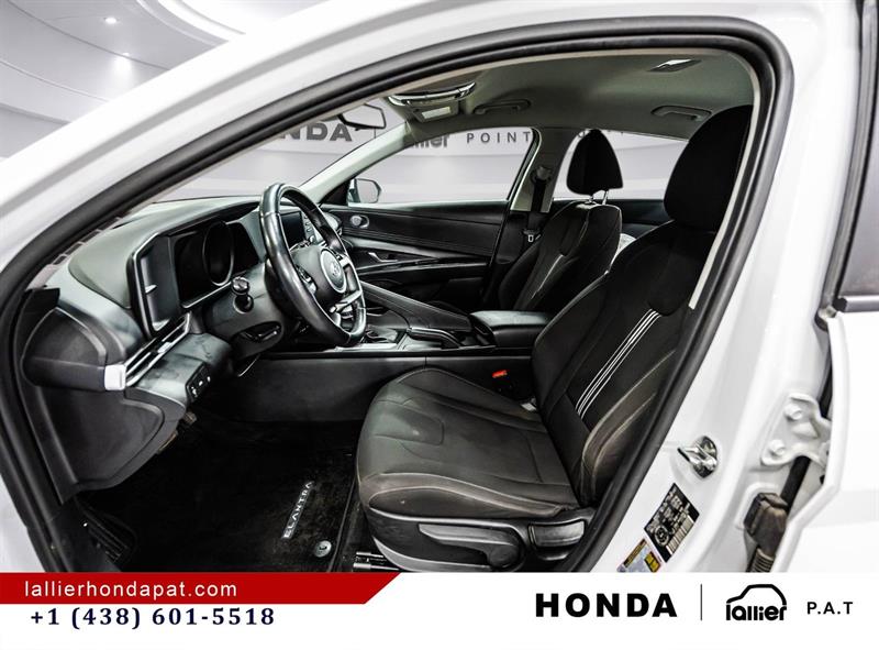 hyundai Elantra 2022 - 18