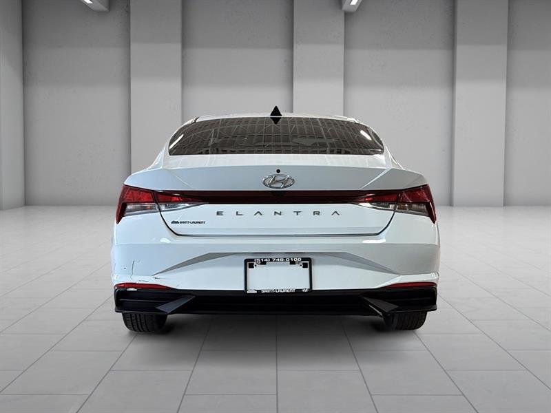 hyundai Elantra 2023 - 12