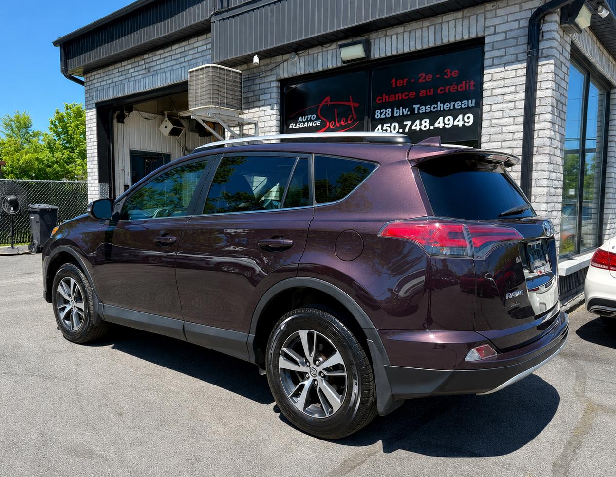 toyota RAV4 2018 - 12