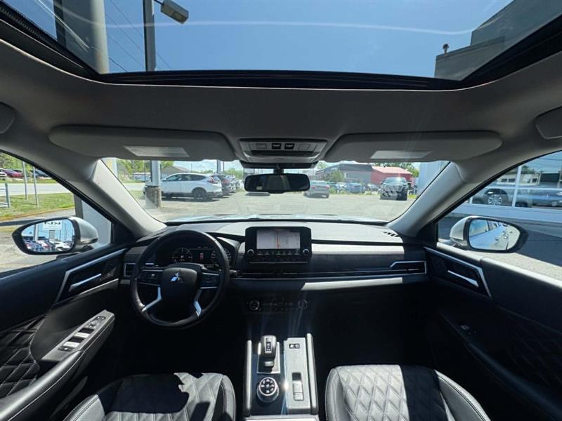 mitsubishi Outlander 2024 - 8