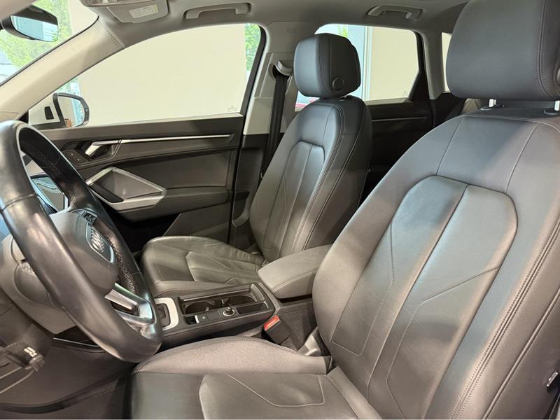 audi Q3 2021 - 10