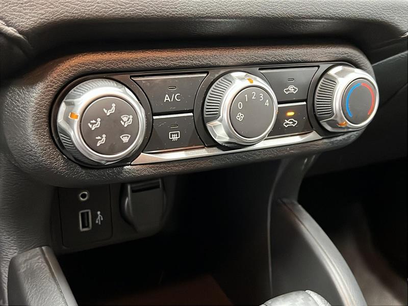nissan Versa 2025 - 14