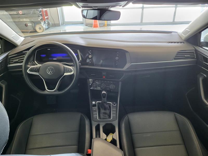 volkswagen Jetta 2023 - 11