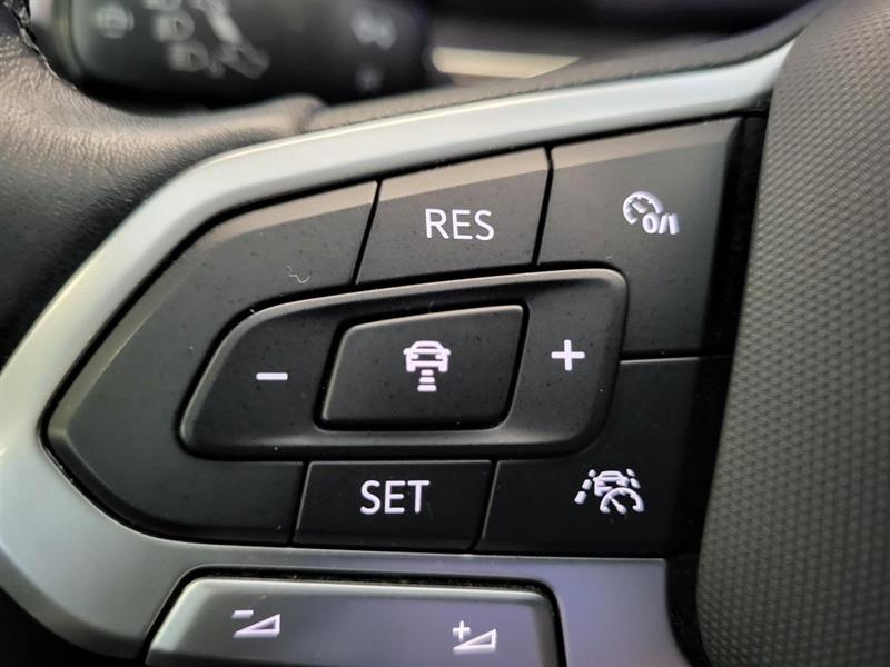 volkswagen Jetta 2023 - 13