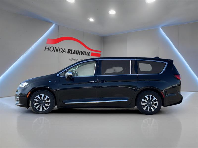 chrysler Pacifica Hybrid 2022 - 8