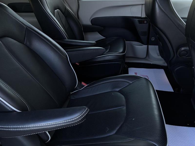 chrysler Pacifica Hybrid 2022 - 15