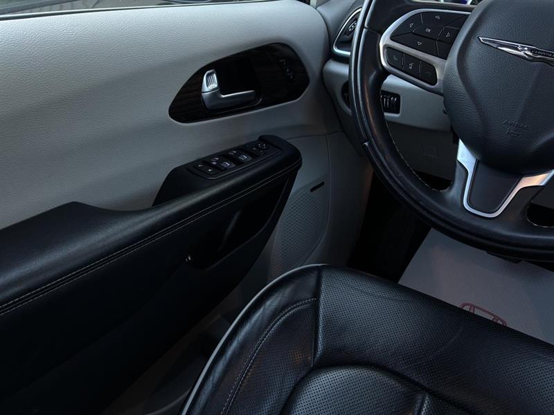 chrysler Pacifica Hybrid 2022 - 19