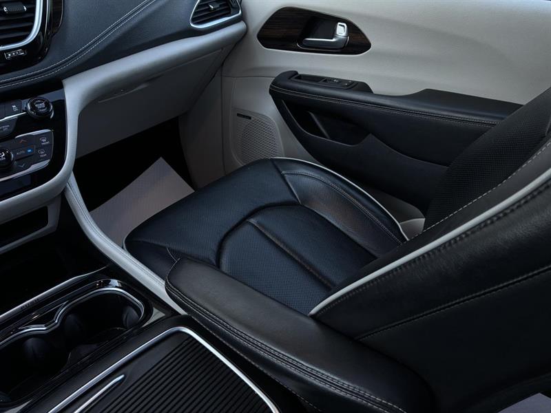 chrysler Pacifica Hybrid 2022 - 22