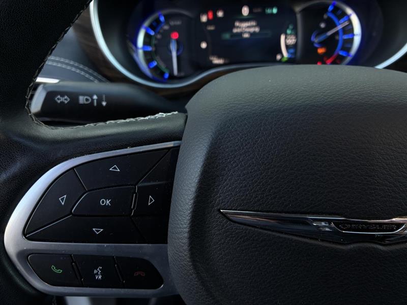 chrysler Pacifica Hybrid 2022 - 28