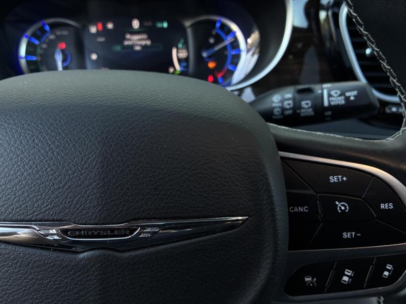 chrysler Pacifica Hybrid 2022 - 29