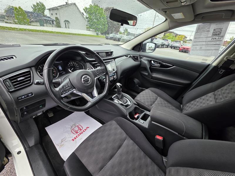 nissan Qashqai 2018 - 9