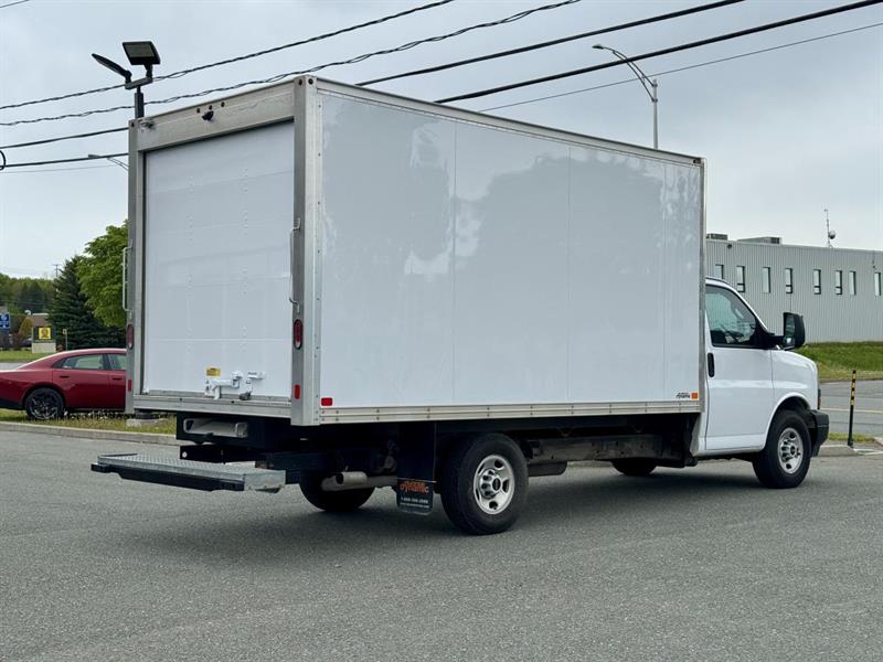 gmc Savana 3500 Cutaway Van 2023 - 7