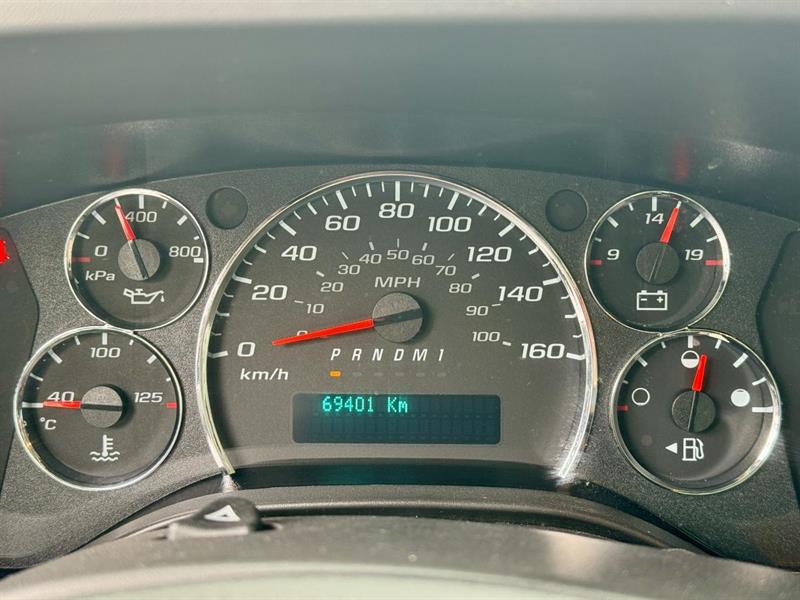 gmc Savana 3500 Cutaway Van 2023 - 13