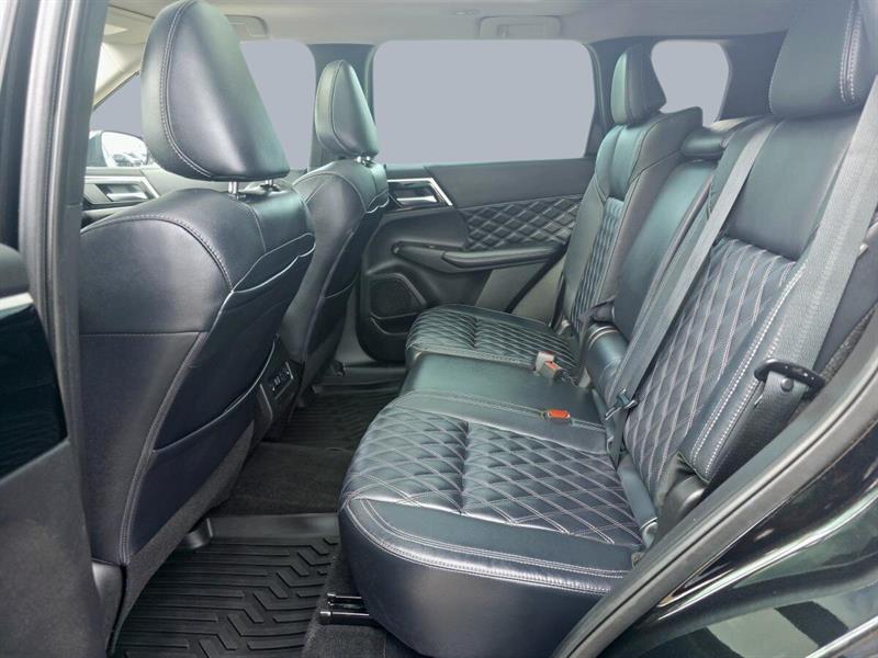mitsubishi Outlander 2023 - 13