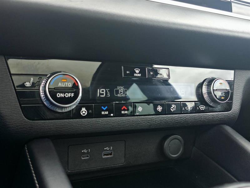 mitsubishi Outlander 2023 - 26