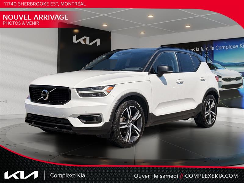 volvo XC40 2021