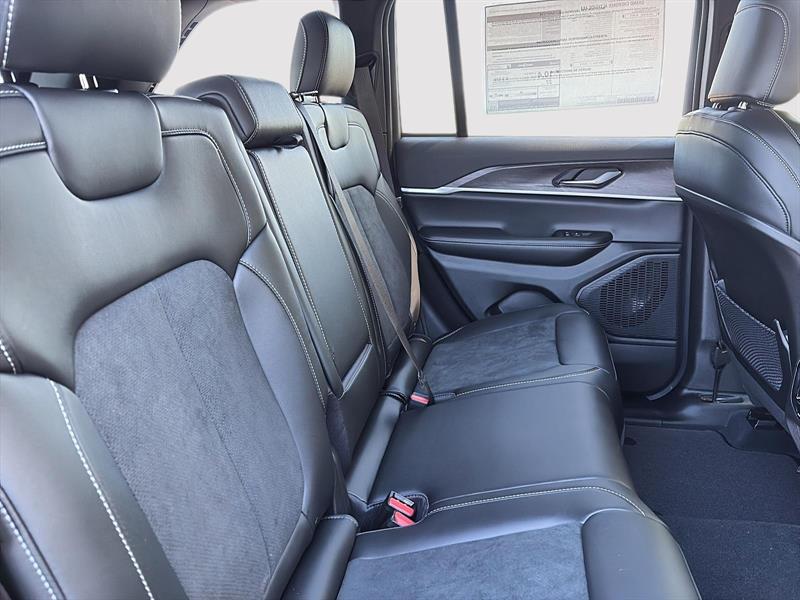 jeep Grand Cherokee 2026 - 13