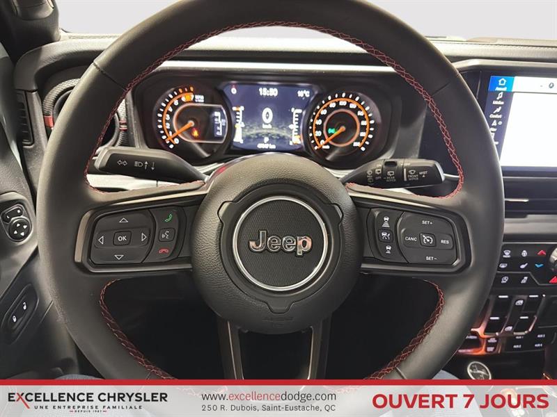 jeep Wrangler 4 Door 2024 - 12