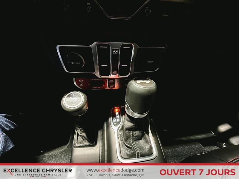 jeep Wrangler 4 Door 2024 - 17