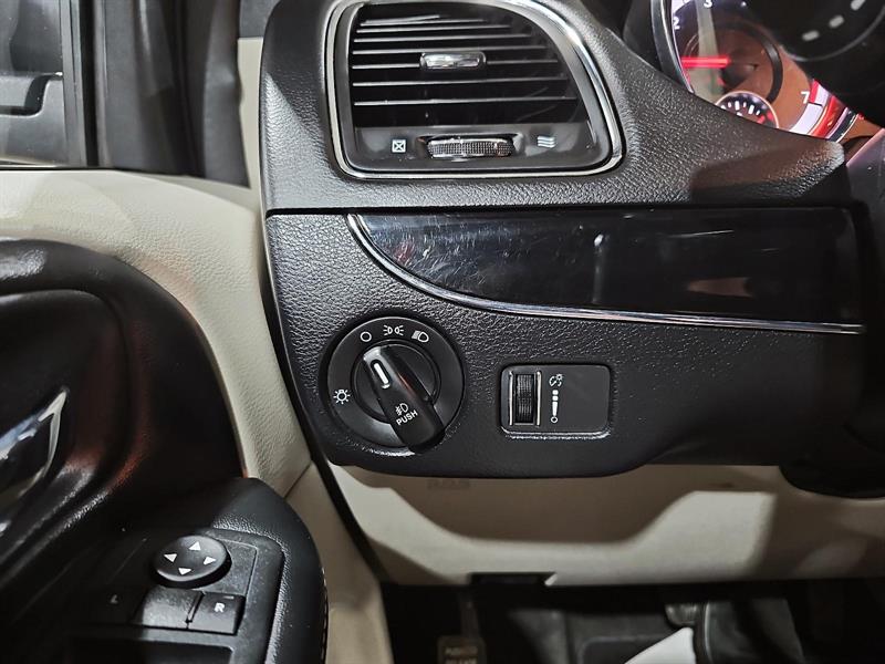 dodge Grand Caravan 2019 - 16