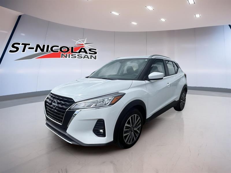 nissan Kicks Play 2025