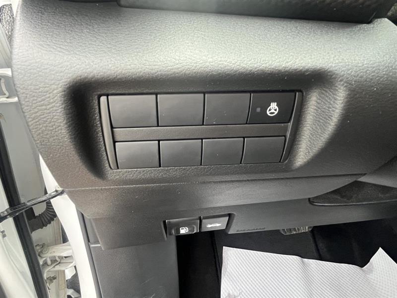 nissan Kicks Play 2025 - 18