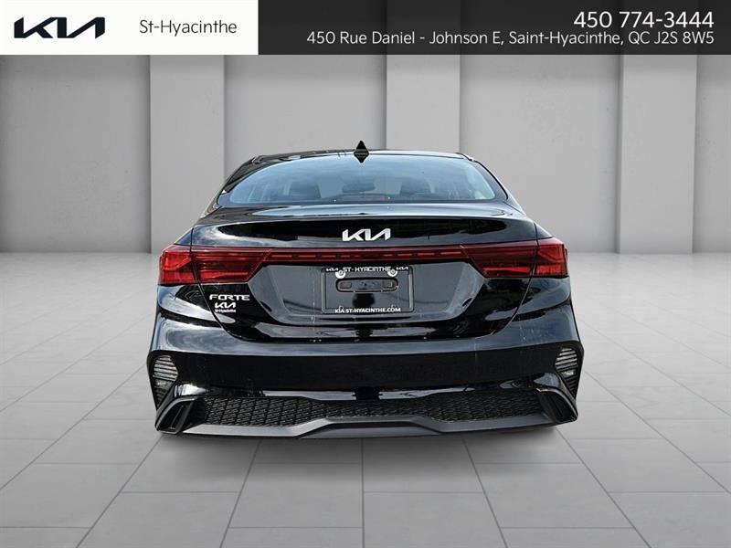 kia Forte 2022 - 4