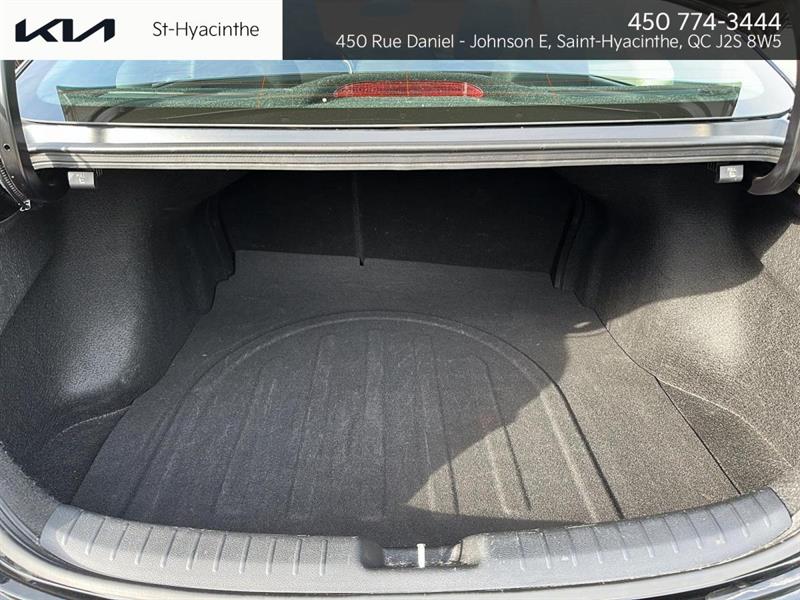 kia Forte 2022 - 20