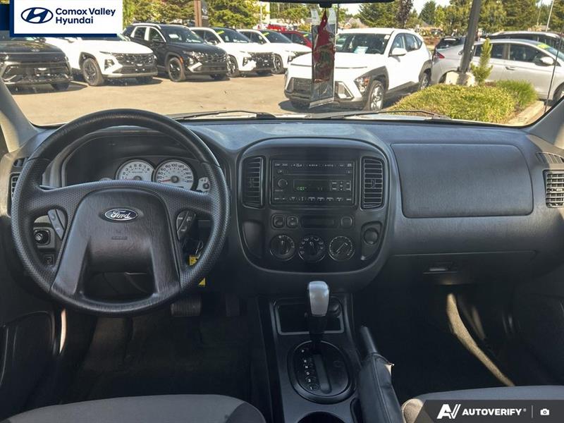 ford Escape 2006 - 12