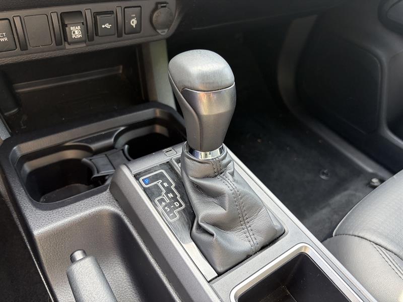 toyota Tacoma 2023 - 16