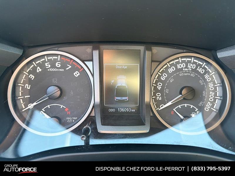 toyota Tacoma 2020 - 12