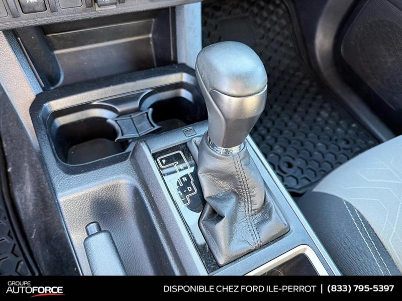 toyota Tacoma 2020 - 14