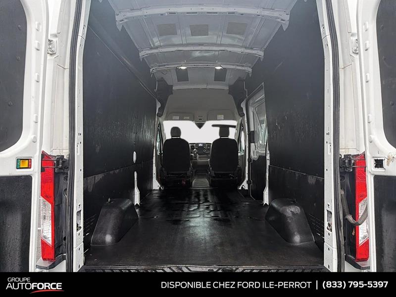 ford Transit fourgon utilitaire 2023 - 6