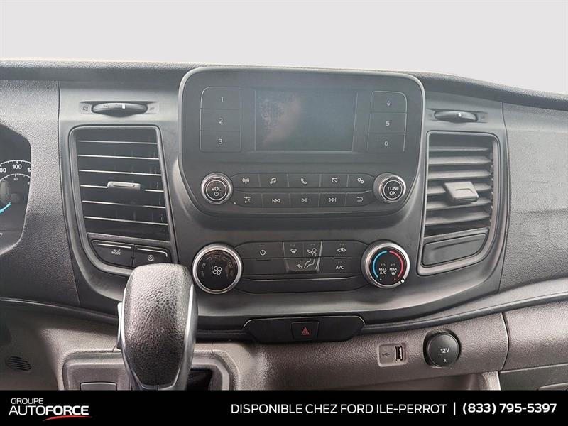 ford Transit fourgon utilitaire 2023 - 13