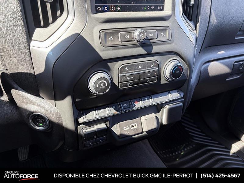 chevrolet Silverado 1500 2024 - 14