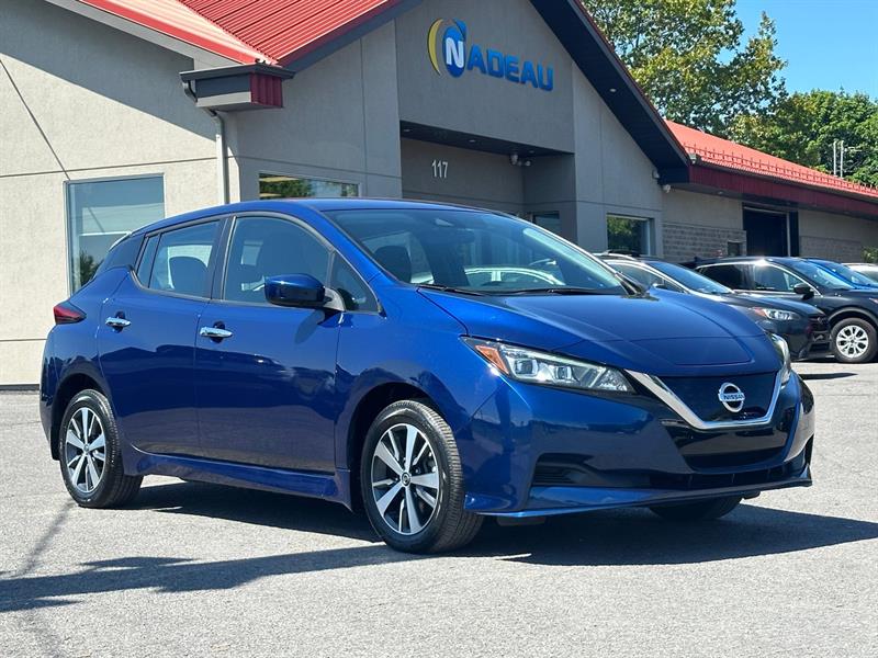 nissan LEAF 2022