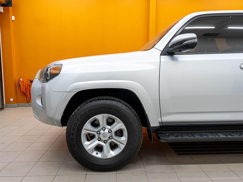 toyota 4Runner 2019 - 32