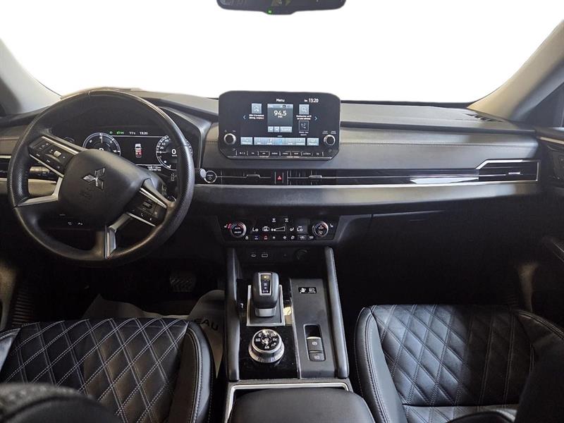 mitsubishi Outlander Plug-In Hybrid 2024 - 10