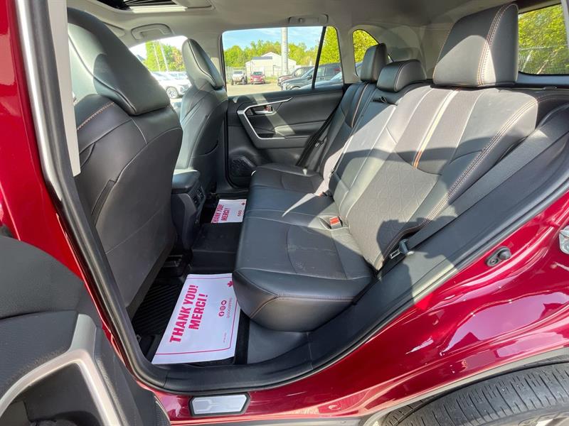 toyota RAV4 2019 - 32