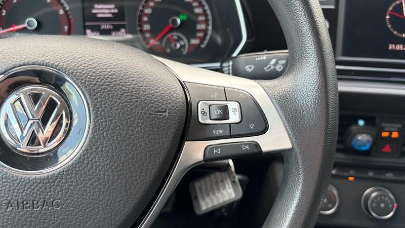 volkswagen Jetta 2019 - 13