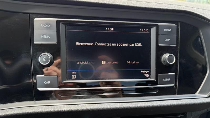 volkswagen Jetta 2019 - 16